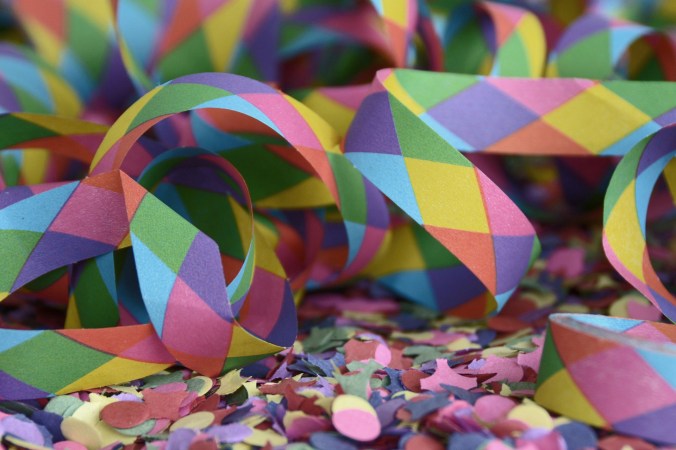 streamer-1194567_1920